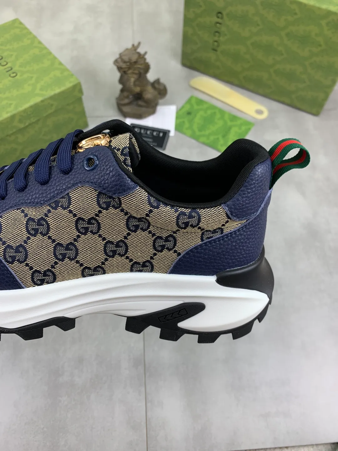 Men's shoes 💰P440💰[New model]🆘 The latest model from Gucci GUCCI official website🎁Classic casual and fashionable men's shoes👟Best model💥The version is simple and elegant, exclusive for trendy men. Unique official website latest brand elements👑Gucci original decoration, fashionable and generous, original soft calfskin fabric➕Comfortable soft first-layer pigskin lining ✅The official website specifies the wear-resistant casual outsole, the classic model is taken in kind🎬Color: 4️⃣colors available😍Number: 38-44